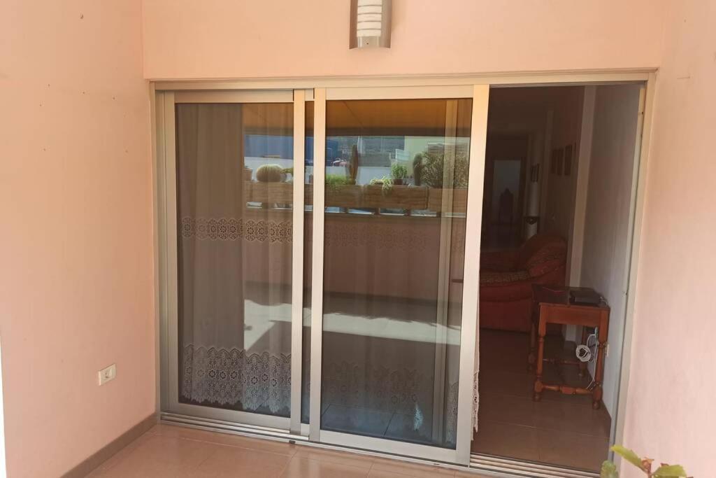 Spacious Apartment Just Few Steps Of The Ocean In La Caleta Costa Adeje  Extérieur photo