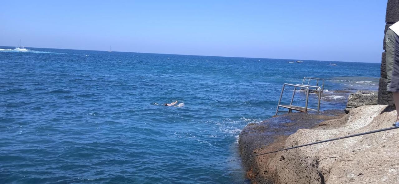 Spacious Apartment Just Few Steps Of The Ocean In La Caleta Costa Adeje  Extérieur photo